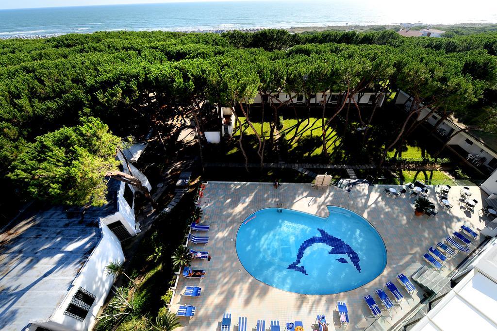 Giulivo Hotel&Village Baia Domizia Esterno foto